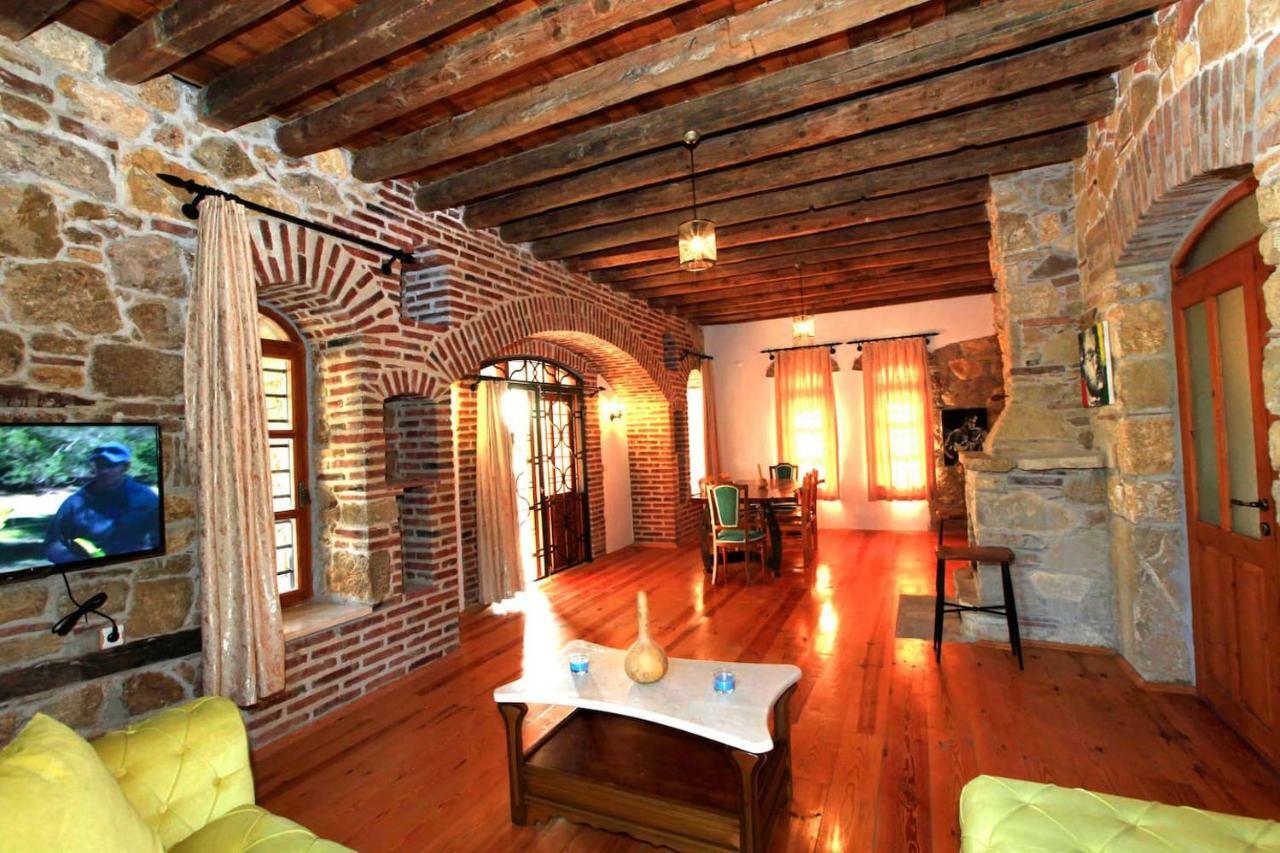 Side Cottagehause Екстериор снимка