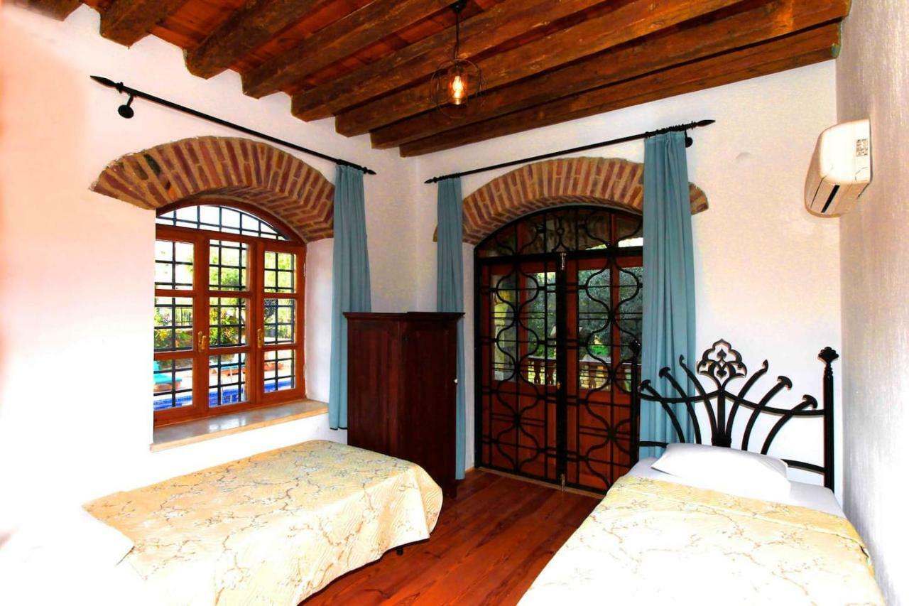Side Cottagehause Екстериор снимка